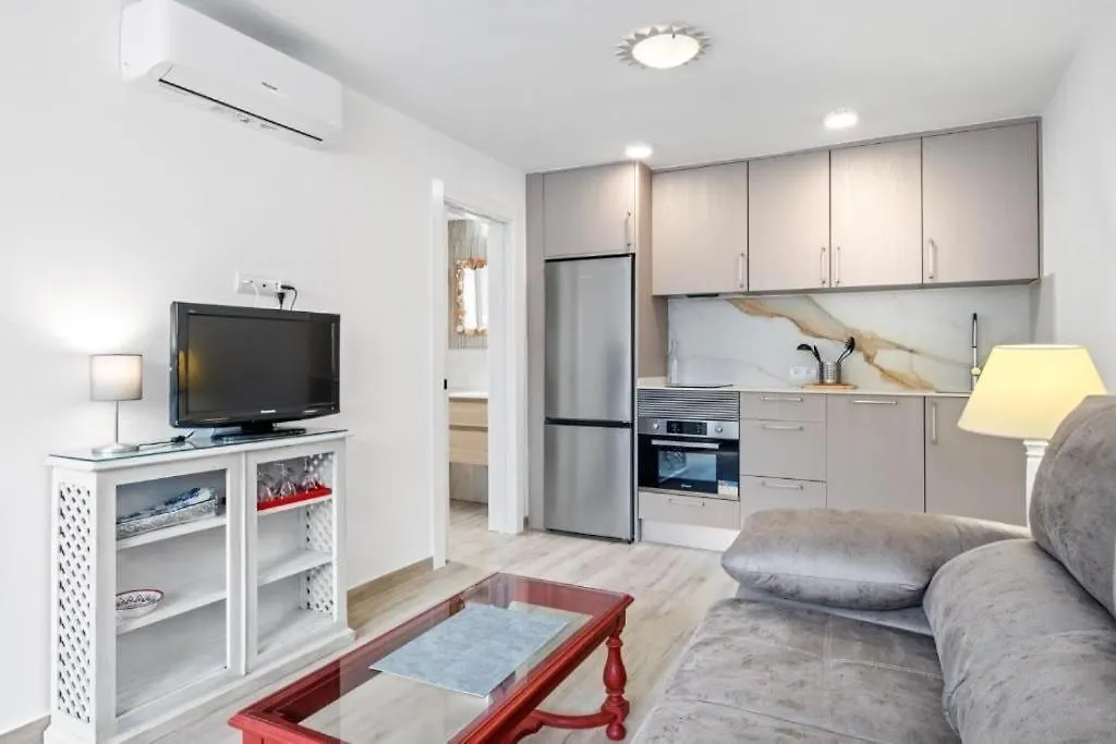 Pedregalejo Casita - Walkable To Beach Malaga 0*,